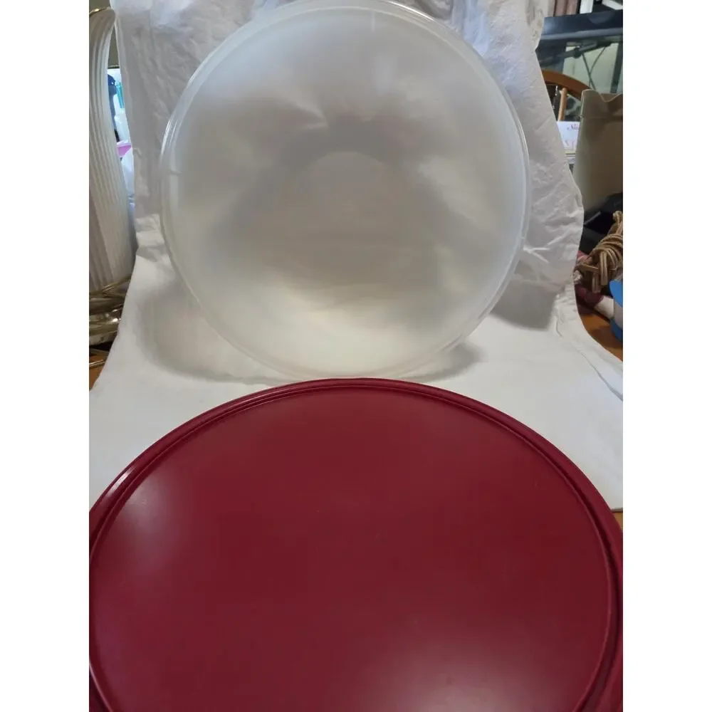 Tupperwae Vintage Fix / Mix Bowl Clear Bottom Red Lid